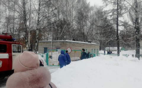 Чебоксарским родителям приходит рассылка с просьбой не приводить детей в садик