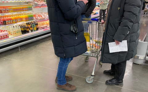 Опустеют ли полки магазинов после введения санкций