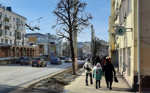 Эксперты озвучили, как сейчас распоряжаться деньгами и стоит ли менять работу