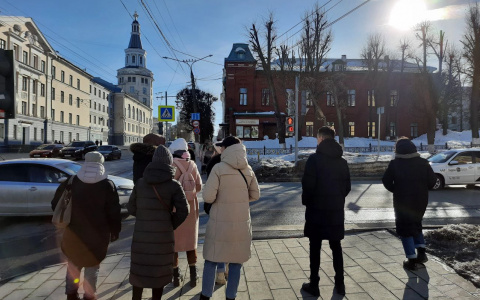 Малоимущим жителям Чувашии за два месяца раздали 24 миллиона рублей