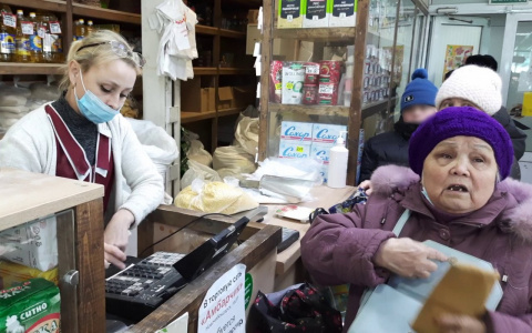 Продавцы Чувашии подтвердили подорожание круп: обзор цен на весовые и фасованные