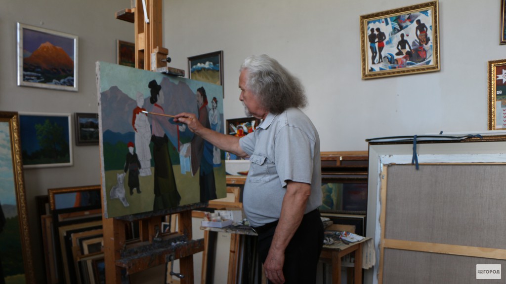 Интервью с художником из Чебоксар: «Написал более 2000 картин»