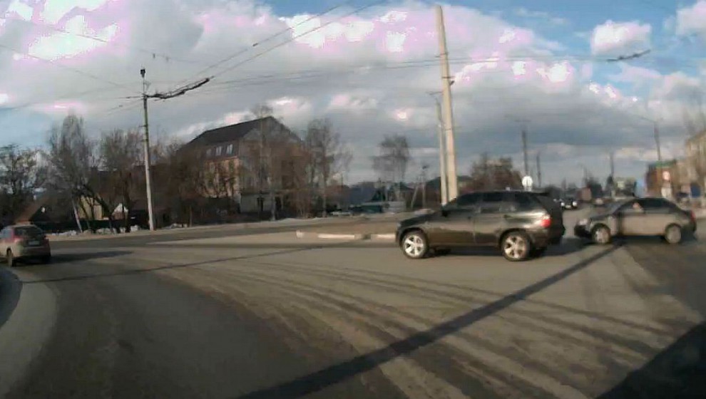 автомобильные видеорегистраторы с креплением на зеркало
