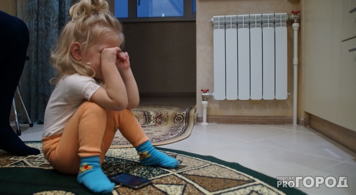 В Чувашии пятилетнюю девочку жестоко избивала собственная мать