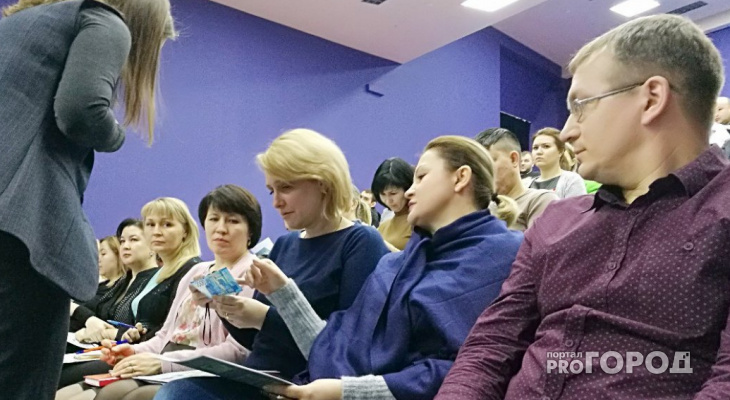 В Чебоксарах продавцов учат работать с банкнотами в 200 и 2000 рублей В Чебоксарах продавцов учат работать с банкнотами в 200 и 2000 рублей