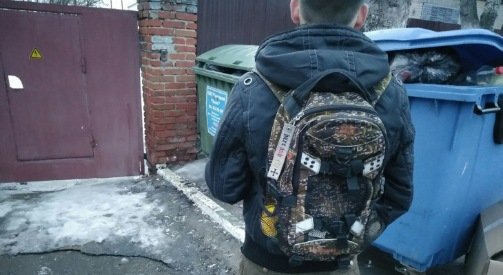 В Новочебоксарске горожанка спасла мужчину, у которого загорелся рюкзак