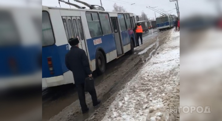 Троллейбусы встали в Чебоксарах из-за ДТП