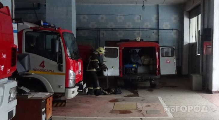 В Чувашии увеличат зарплату пожарным и поисковикам на 5 тысяч рублей