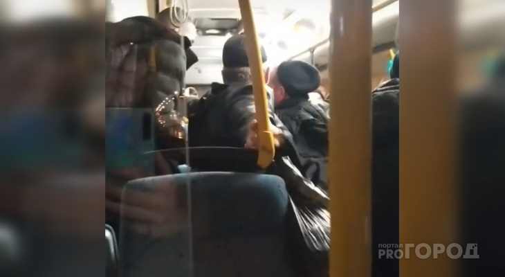 Двое мужчин подрались в чебоксарском автобусе: 