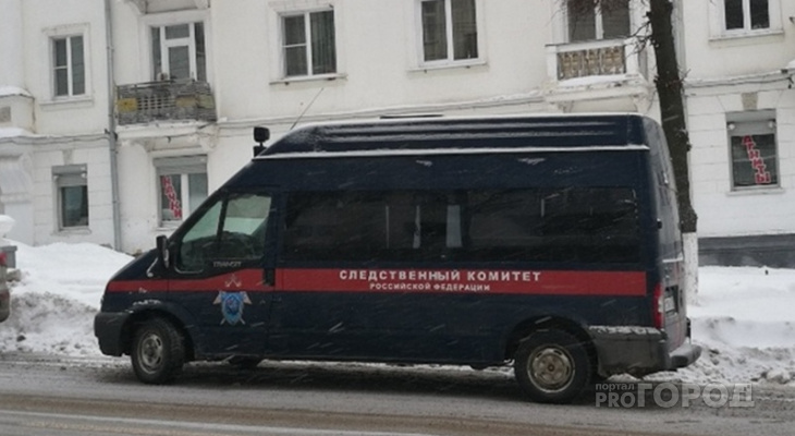 В чувашской деревне 22-летняя девушка напала на мать с ножом В чувашской деревне 22-летняя девушка напала на мать с ножом