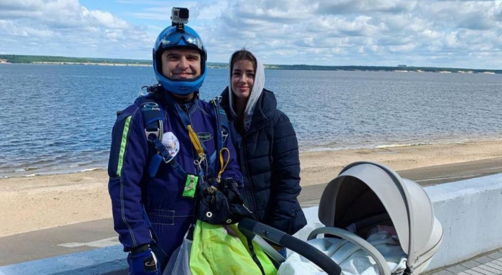 Чебоксарский хирург прыгнул с парашютом 800 раз и осваивает пауэрлифтинг: 