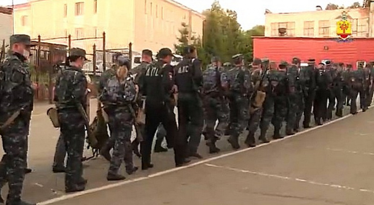 Полицейские Чувашии вернулись с Северного Кавказа спустя полгода службы вдали от дома