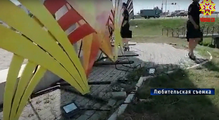 В Батырево вандалы разворотили новый обелиск Великой Победы В Батырево вандалы разворотили новый обелиск Великой Победы