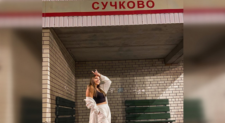 Моргенштерн сделал чувашскую остановку популярным местом для фото у девушек