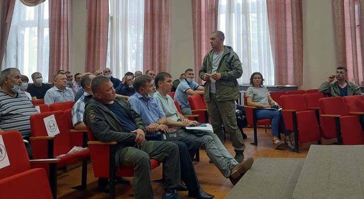 Чиновники поручили отстреливать кабанов в зараженном районе Чувашии Чиновники поручили отстреливать кабанов в зараженном районе Чувашии