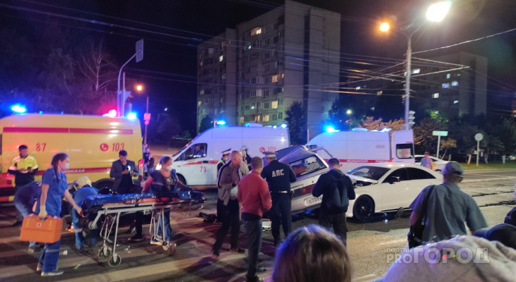 Водитель "Мерседеса", протаранивший "десятку" в Новоюжке, вину не признал: что решил суд Водитель "Мерседеса", протаранивший "десятку" в Новоюжке, вину не признал: что решил суд