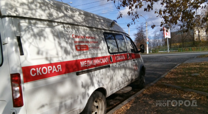 В Чувашии маленькую девочку насмерть придавило бревном В Чувашии маленькую девочку насмерть придавило бревном