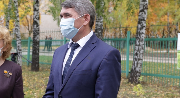 Глава Чувашии поручил обратить особое внимание на нарушителей масочного режима в транспорте Глава Чувашии поручил обратить особое внимание на нарушителей масочного режима в транспорте