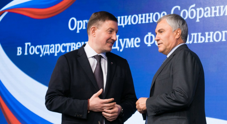 Главой фракции ЕР в Госдуме стал Владимир Васильев Главой фракции ЕР в Госдуме стал Владимир Васильев