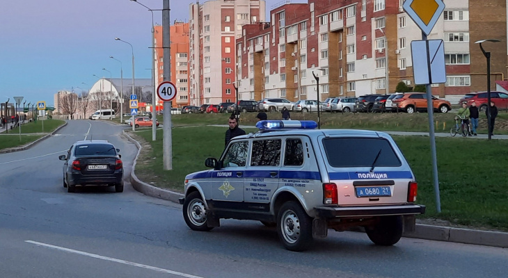 За один день жители Чувашии перевели мошенникам более полутора миллионов рублей За один день жители Чувашии перевели мошенникам более полутора миллионов рублей