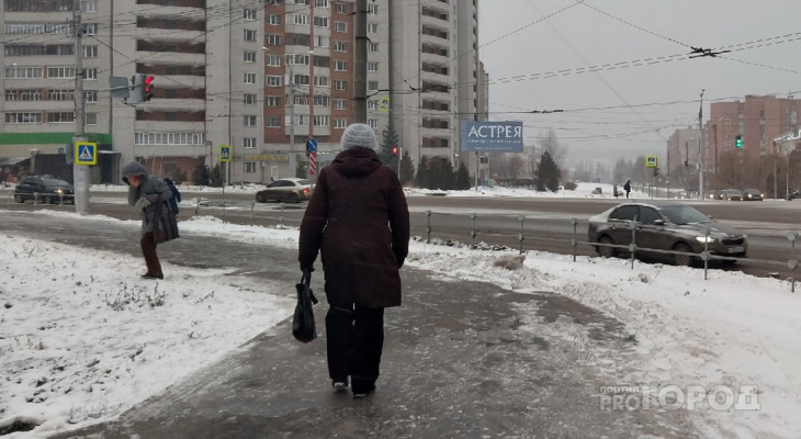 В России увеличили минимальный размер оплаты труда: выплаты льготникам тоже подрастут В России увеличили минимальный размер оплаты труда: выплаты льготникам тоже подрастут