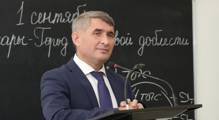 Николаев призвал отправить школьников в районах Чувашии на дистант: 