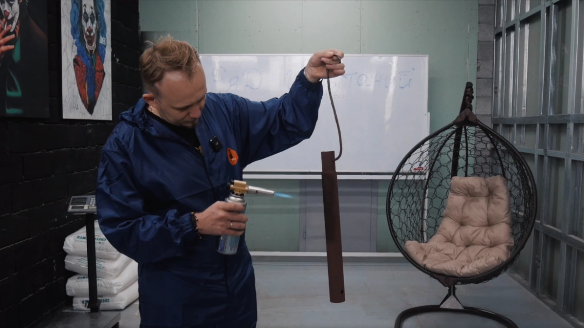 Испытание огнем и железом: как проверяли покрытие чебоксарских подвесных кресел