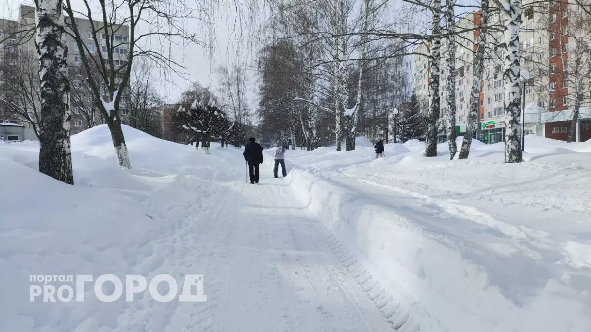 В Чувашии погода в ближайшие два дня обещает сильный ветер и резкое падение температуры: предупреждает МЧС
