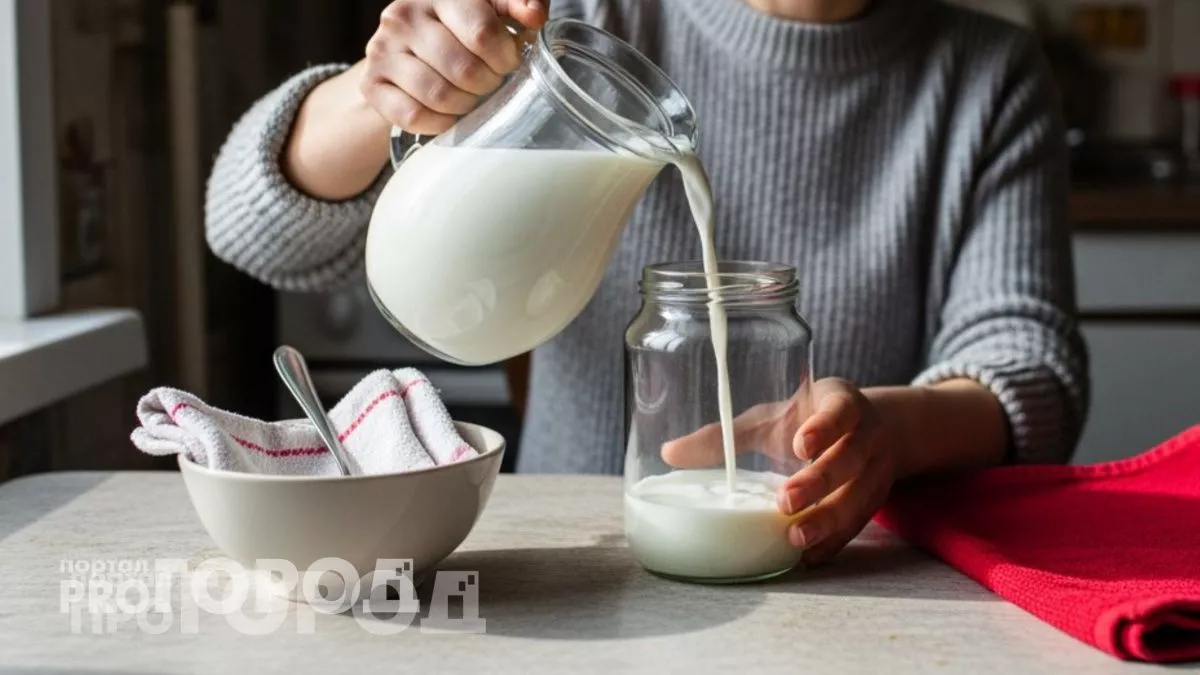 Наливаю молоко в банку и оставляю на ночь – утром готов сыр "Филадельфия"