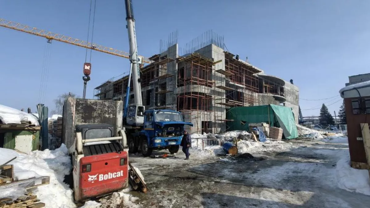 На родине космонавта №3 строят музей с двумя пожарными ёмкостями