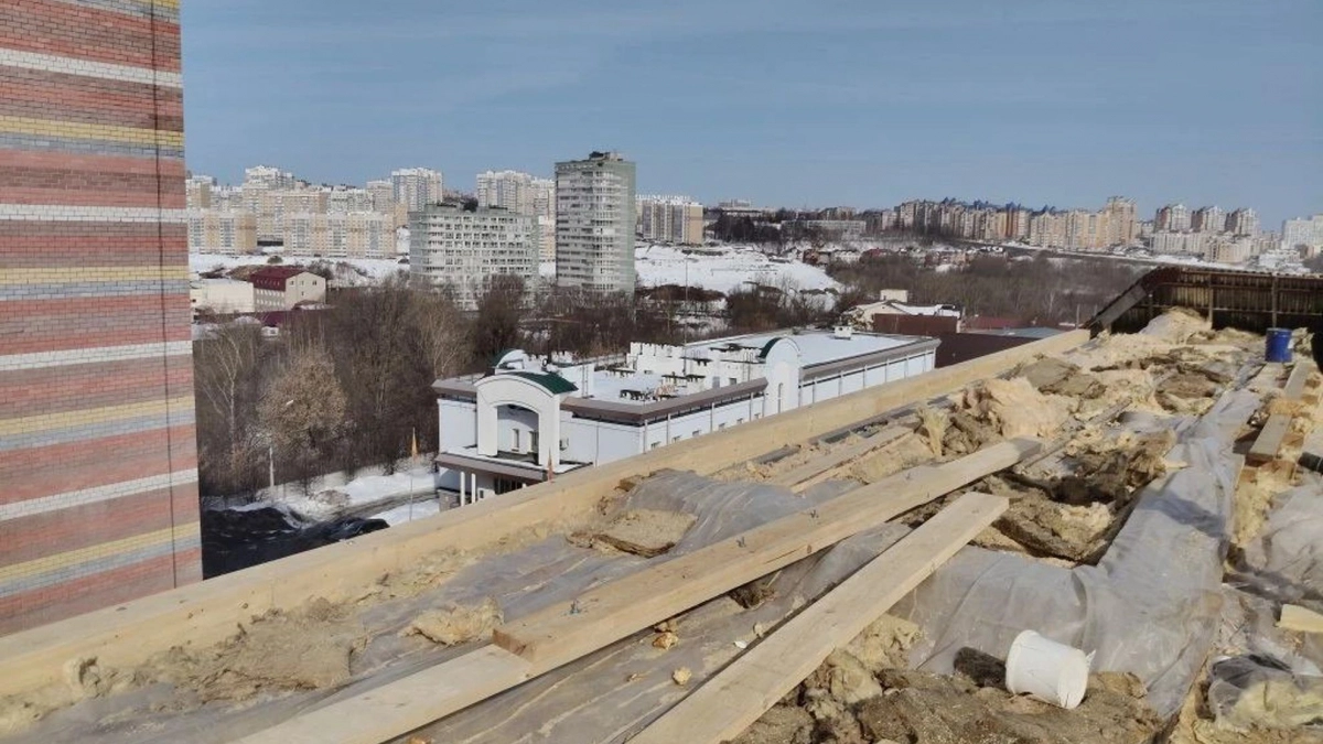 В Чебоксарах восстановят горевшее общежитие и отремонтируют два проблемных дома