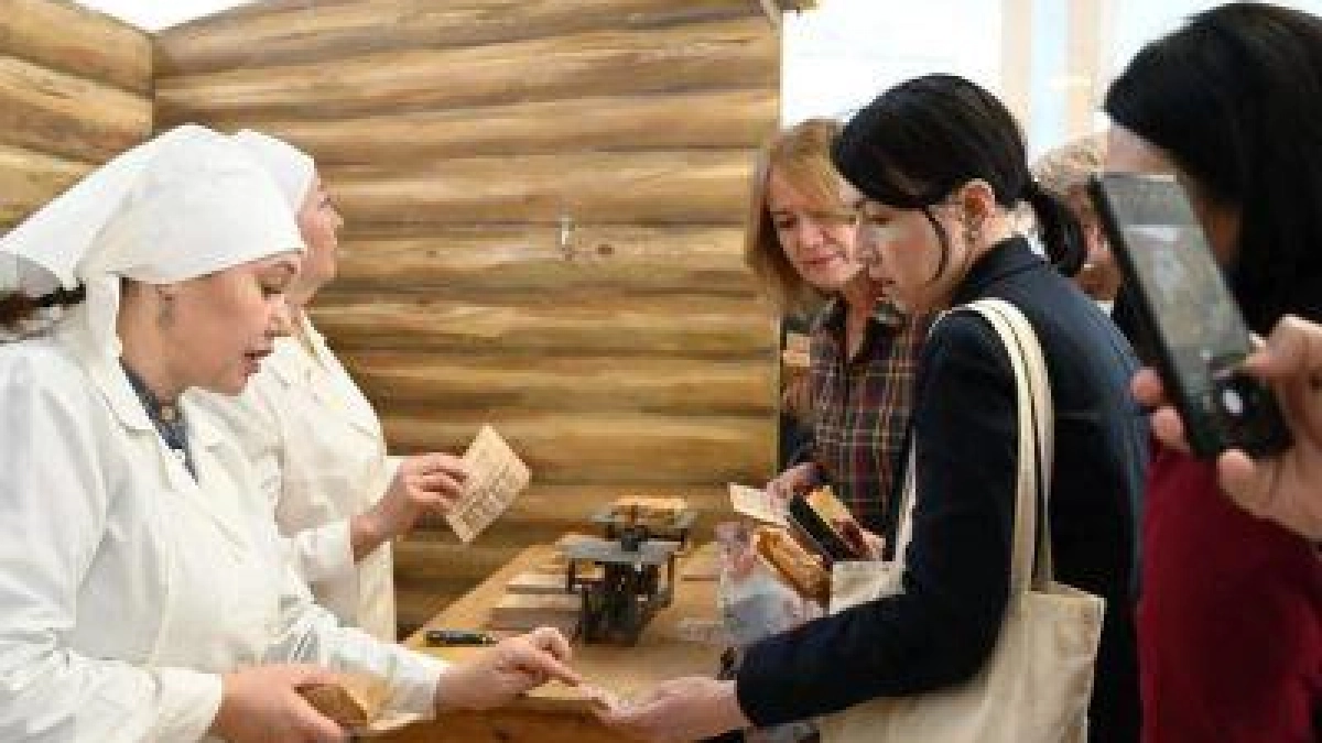 В Чувашии открылся «Узорчатый занавес» со спектаклем о детях войны