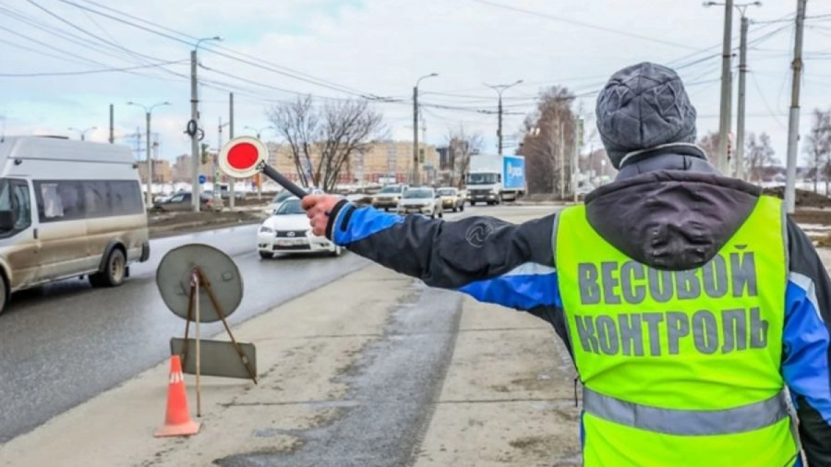 С завтрашнего дня в Чебоксарах закроют въезды для тяжелых грузовиков
