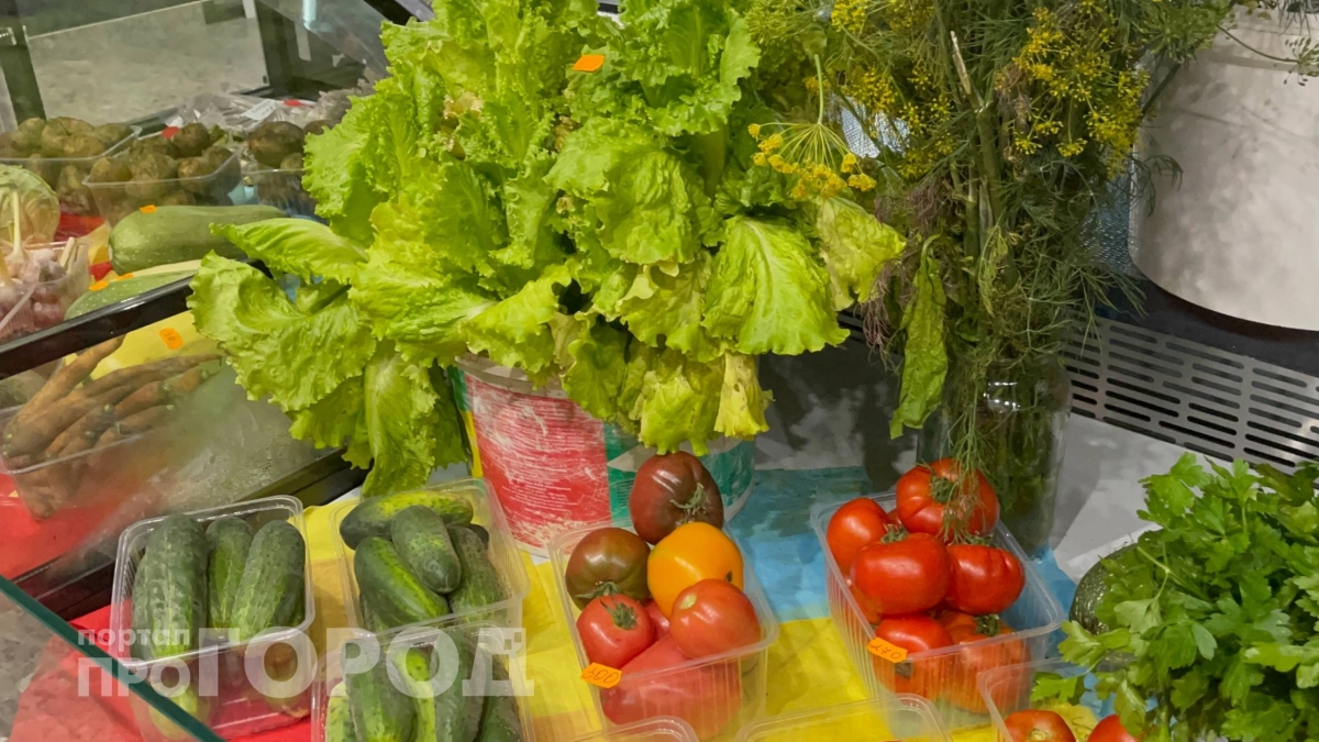 Салат из одного ингредиента – и холестерин падает на несколько пунктов за месяц: кардиолог назвал чудо-растение