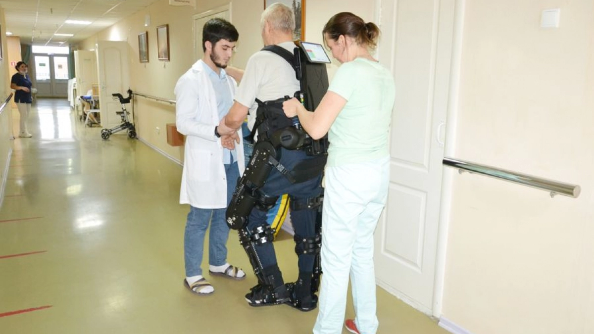 Чебоксарские врачи помогли мужчине, который после ДТП полностью утратил возможность двигаться