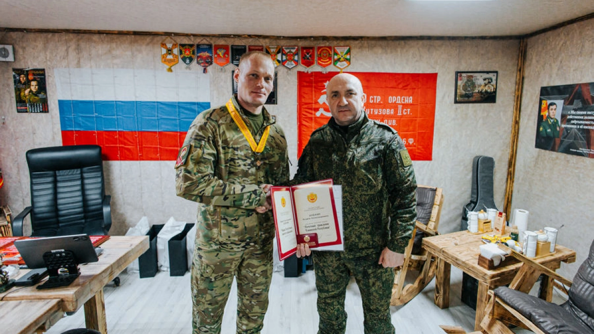 Герою России из Новочебоксарска вручили знак Почетного гражданина Чувашии