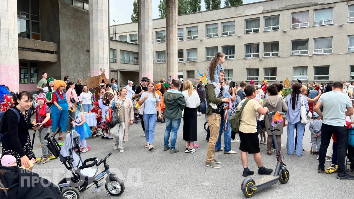 Летние каникулы переносят из-за ситуации в стране: когда реально уйдут отдыхать школьники в 2026 году