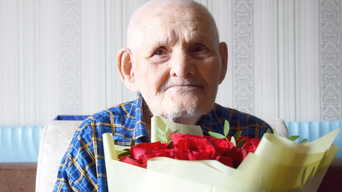 Ветерану двух войн из Чебоксар исполнилось 100 лет: прошел путь от обезвреживания мин до восстановления страны