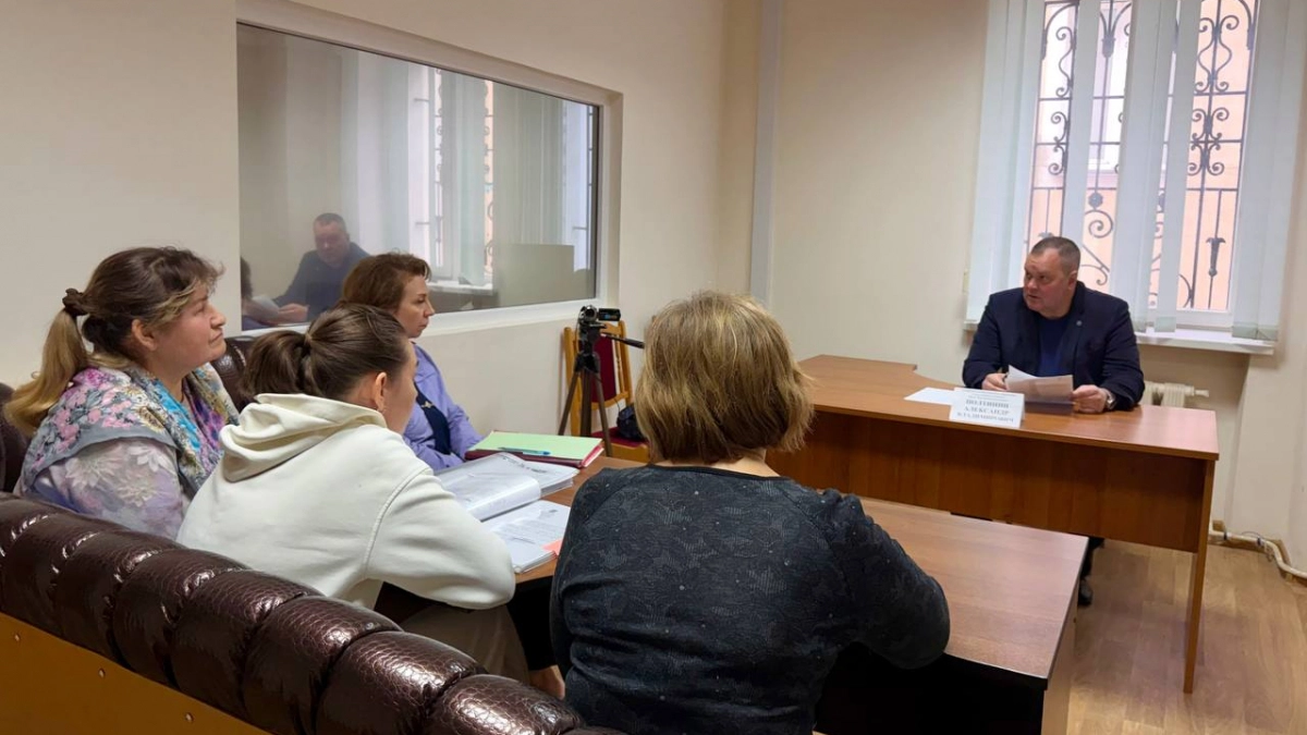 Жители аварийного дома на Гражданской улице в Чебоксарах добились возбуждения уголовного дела