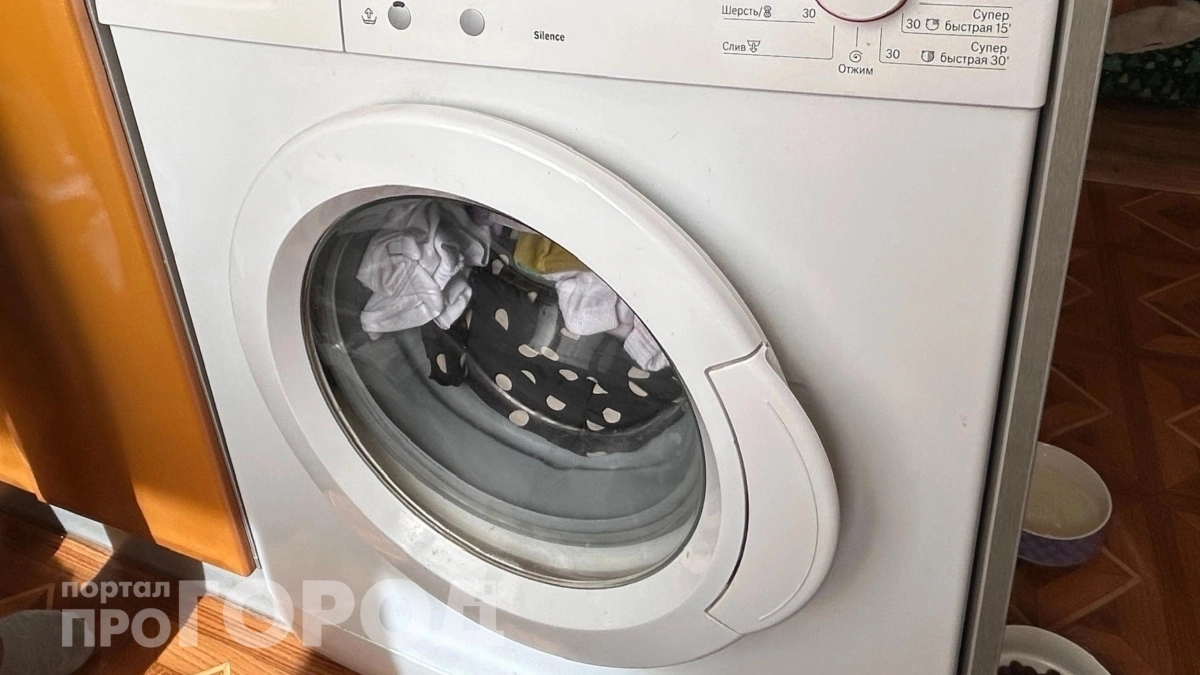 Ваша стиралка перестанет прыгать при отжиме: проверьте этот скрытый элемент – он виноват