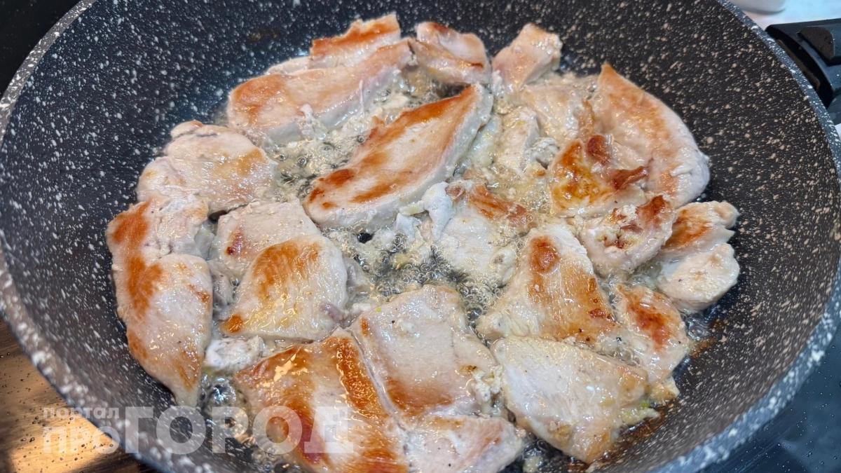 Вареная курица на ужин – скука: пять рецептов, которые превратят самый дешевый кусок в ресторанный деликатес
