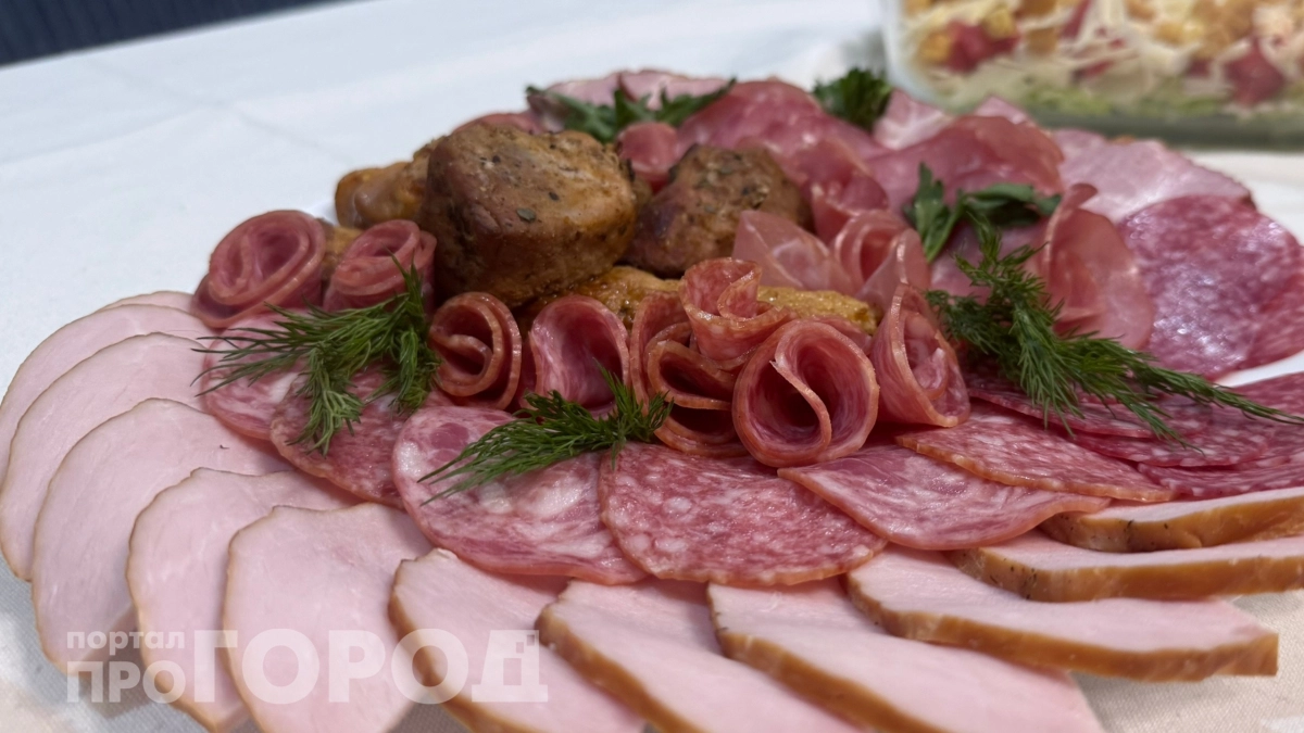 Не вся колбаса вредна: врачи рассказали, какая считается самой полезной