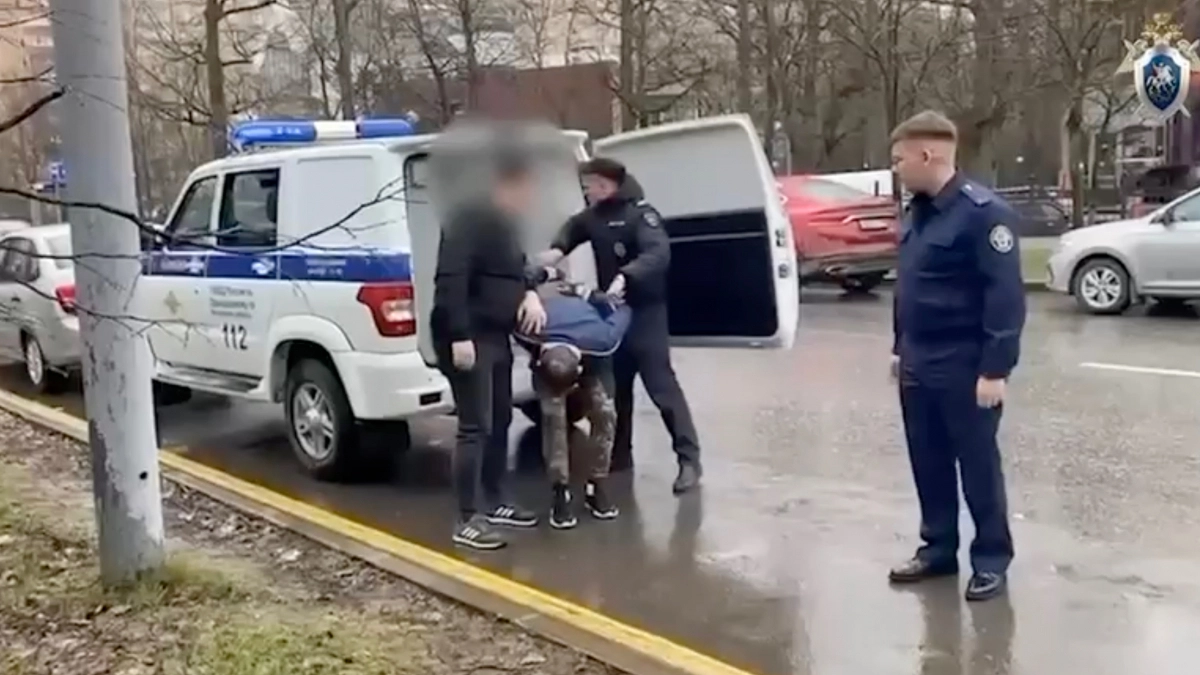 Задержание подозреваемого в убийстве, последствия паводка и ДТП: главные новости за 16 апреля