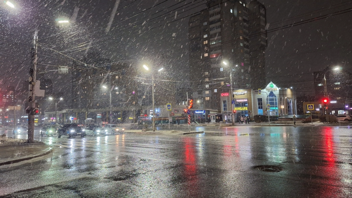 Отставка министра, задержание мошенников и похолодание: главные новости за 17 апреля