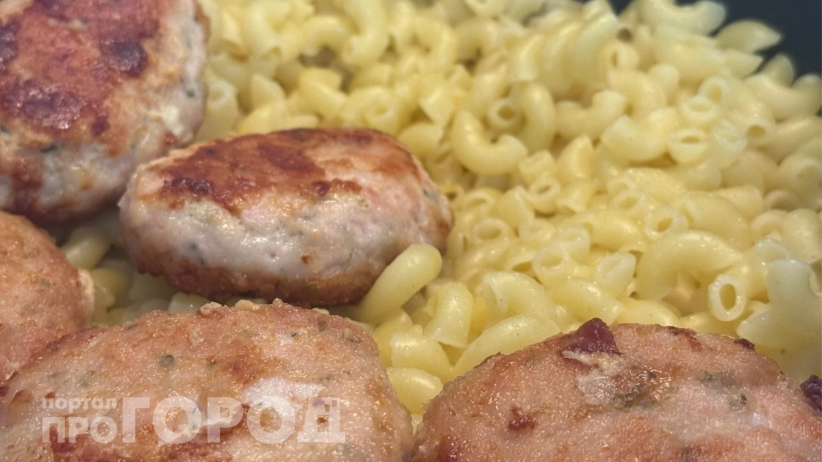 Обычные макароны заиграли по-новому: секрет дешевого, но сытного ужина