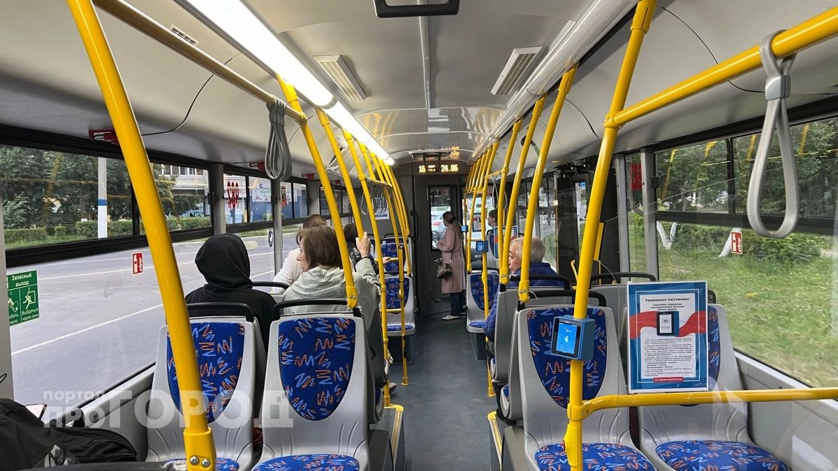 В Чебоксарах заработал безлимитный проездной билет: что нужно о нем знать