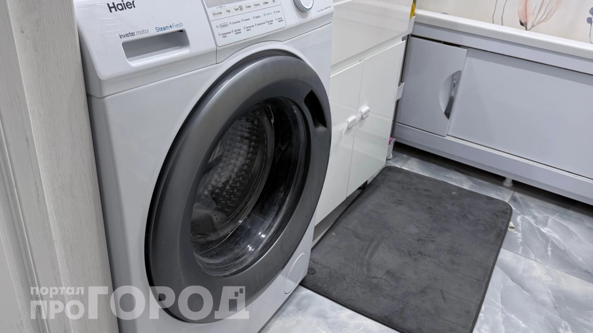 Мастер случайно проболтался, а я и рада: половина чайной ложки в отсек – и стиральная машина прослужит в два раза дольше