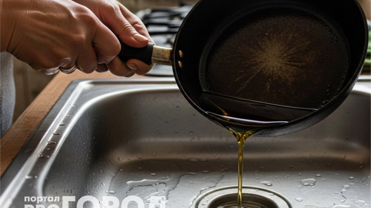 Куда выливаю остатки масла со сковороды: вы обязательно должны это знать