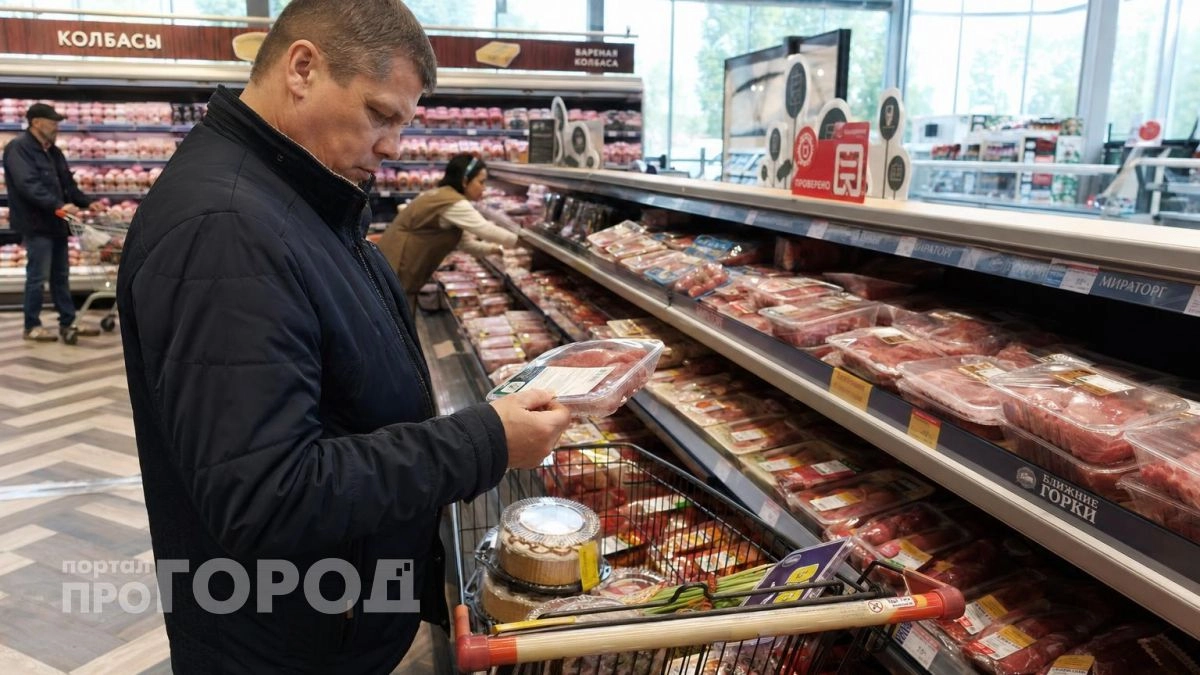 Врач честно ответила на главный вопрос покупателей: чем на самом деле напичкано мясо из супермаркета
