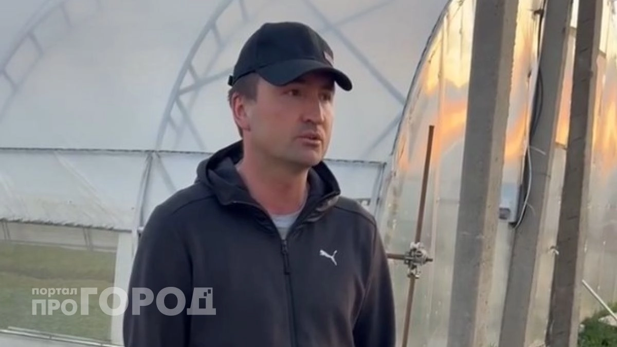 Фермер из Чувашии считает, что люди в масках и с оружием срывают ему посевную